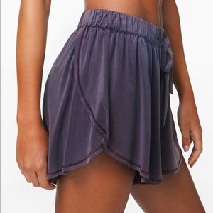 NEWW!! Lululemon Flow in Elegance Shorts!